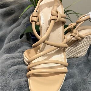Coutgo Womens Espadrilles Tan Wedge Sandals NIB retail $39